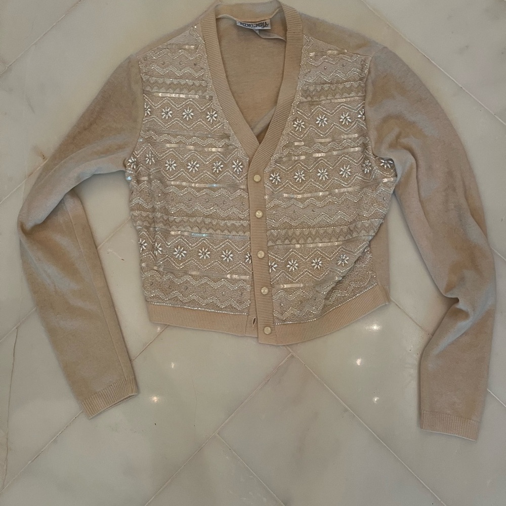 Cute white/cream, cashmere cardigan size small button up